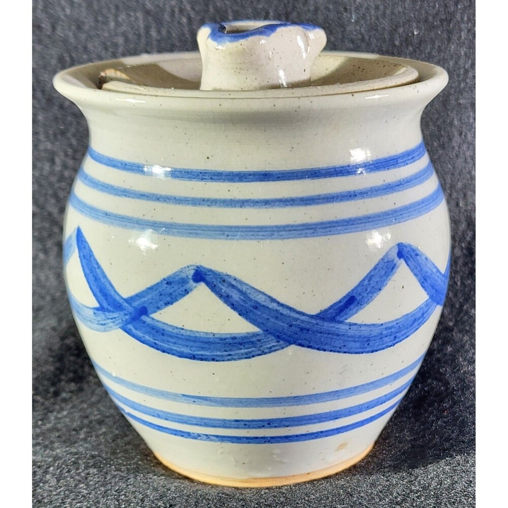 Jamestown Va,  Pottery Vase Bowl, Blue Stripes Pattern
